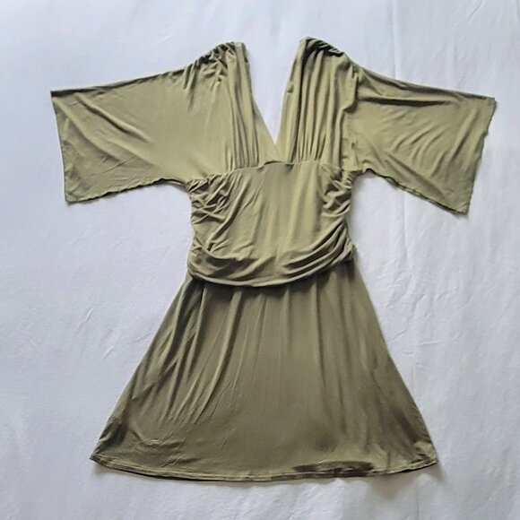 Flowy Boston Proper in Olive Green - Picture 7 of 8